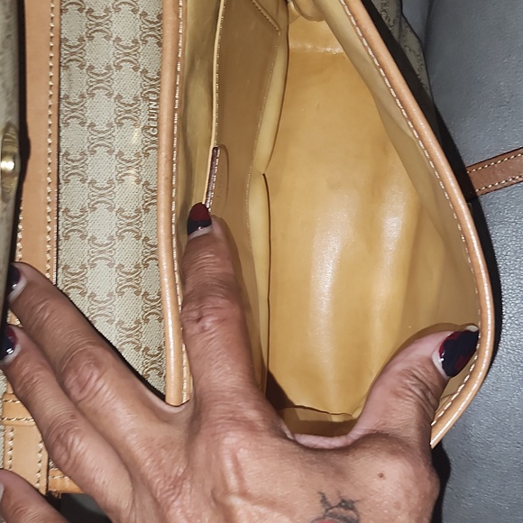 ๐ฏ๐ฅ๐ AUTHENTIC CELINE MACADAM CROSSBODY WITH ADJUSTABLE STRAP 8x10x4 - Picture 10 of 11